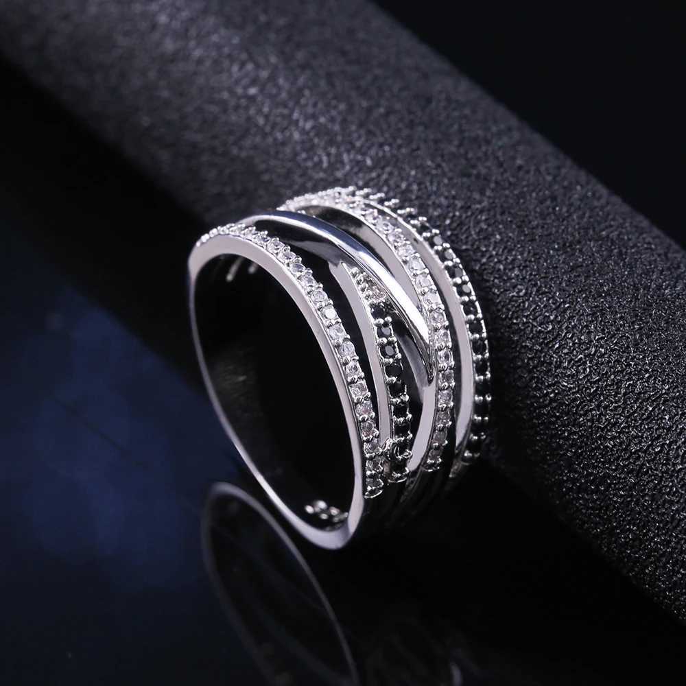 Huitan New Twist Ethnic Style Women Finger Rings With Black White Stone Micro Paved Surprise Gift For Women Trendy Jewelry Rings W250606