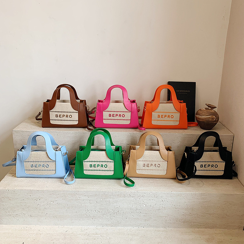 Top brand high-quality new free designer bag 2025 fashion shoulder bag letter printed simple handbag European and American cross-border bag new free d