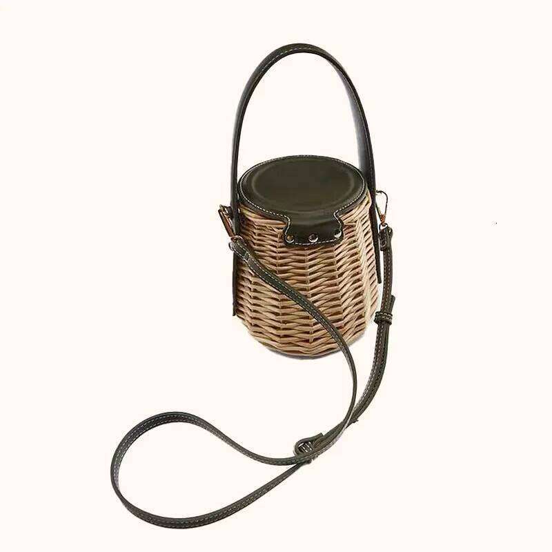 Summer Women's New Straw Weaving Beach Bucket Bohemian Designer Handmade Natural Color Basket Shoulder Bag Rattan Handbag