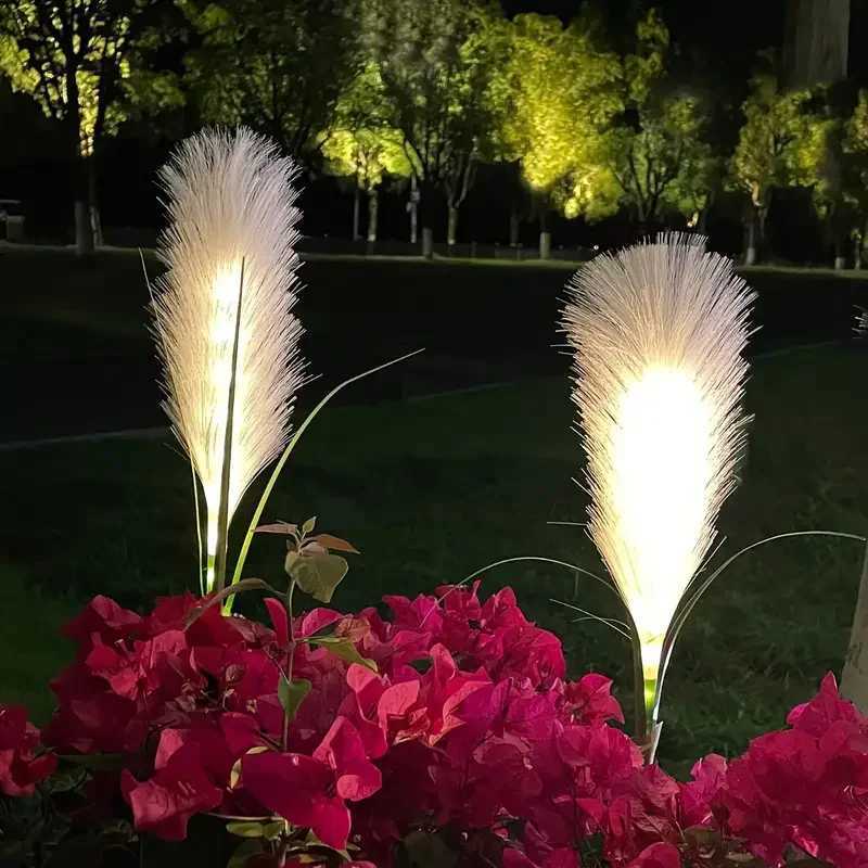 Schilf Solar-Powered LED Lights Outdoor Lawn Garden Decor Christmas Festive Atmosphere Lavender Lawn Waterproof Landscape W250607