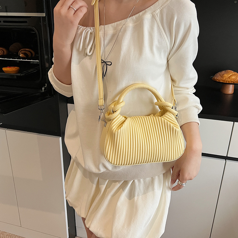 designer Niche Personality Pleated Striped Handbag for Women Fashion Versatile Bucket Bag 2025 Summer Simple Shoulder Bag