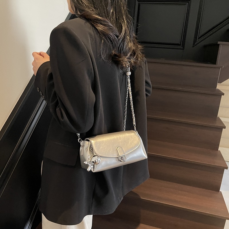 designer High-End Underarm Bag for Women 2025 New Trend Summer Crossbody Small Bag Fashion Simple Chain Bag Small Sq