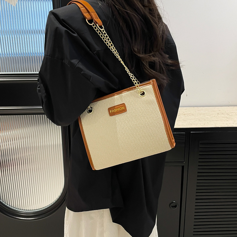 Top brand high-quality new free designer bag 2025 new fashionable elegant handbag armpit bag niche handbag shoulder bag new free designer bag