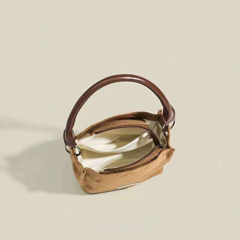 Korean Minority Design Women Shoulder Fashion Veet Leather Retro Multi-Functional Casual Crossbody Portable Box Bag