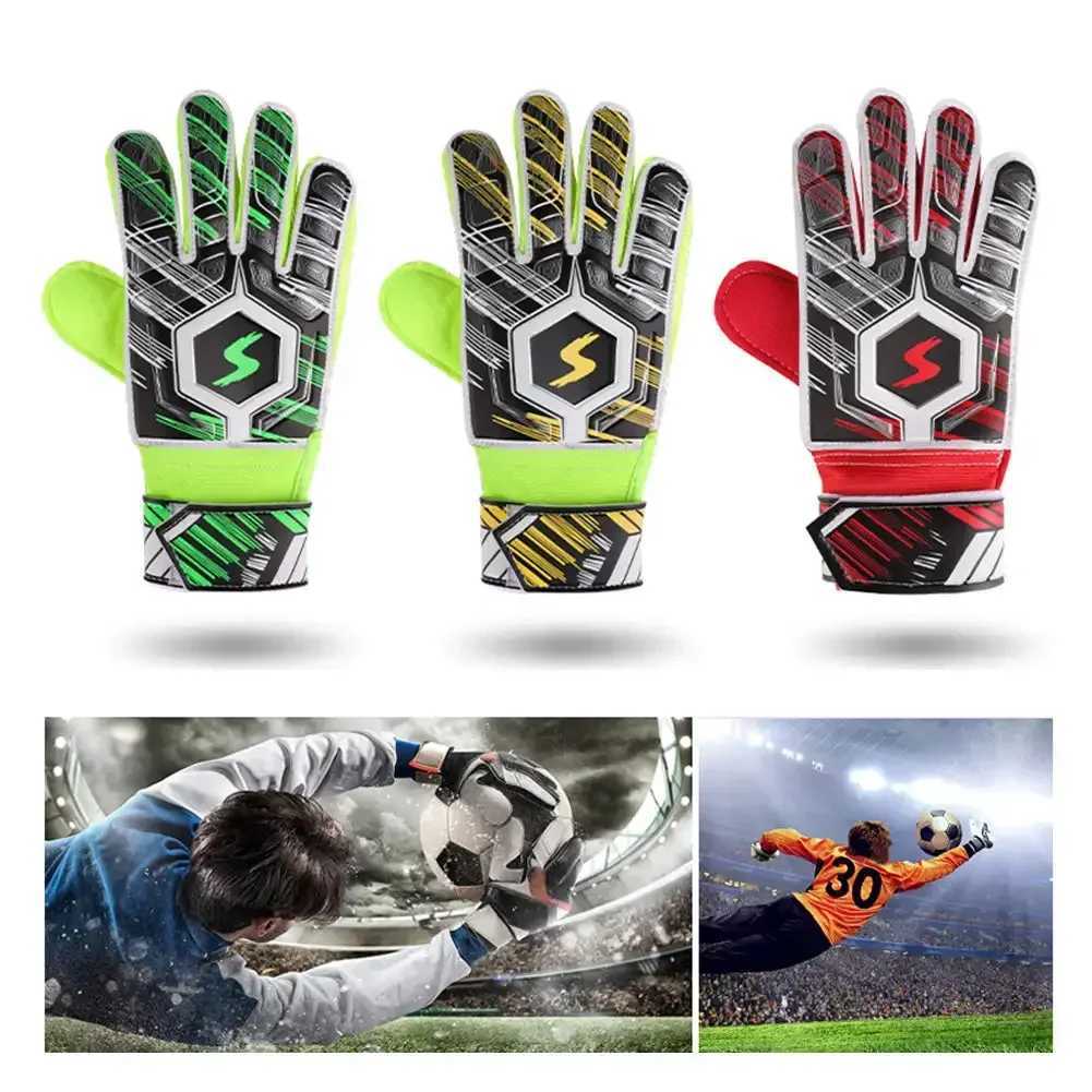 1 Pair Adults Kids Professional Soccer Goalkeeper Gloves Finger Protection Thickened Latex Football Goalkeeper Gloves XJ250606