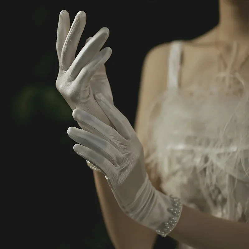 Arrival Ivory Bridal Gloves Gant Mariage Femme Novia Bride Wedding Gloves Beaded Pearls Accessoires Mariage 2025 250603