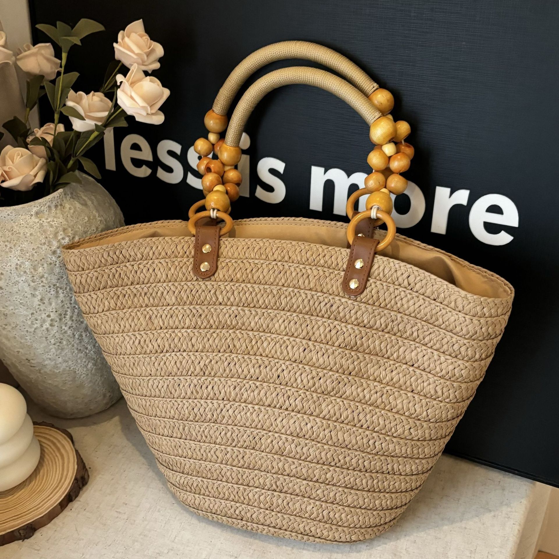 designer Niche Design Straw Woven Bag for Women 2025 New Fashion Handbag Shoulder Bag Large Capacity Vacation Beach Bucket Bag