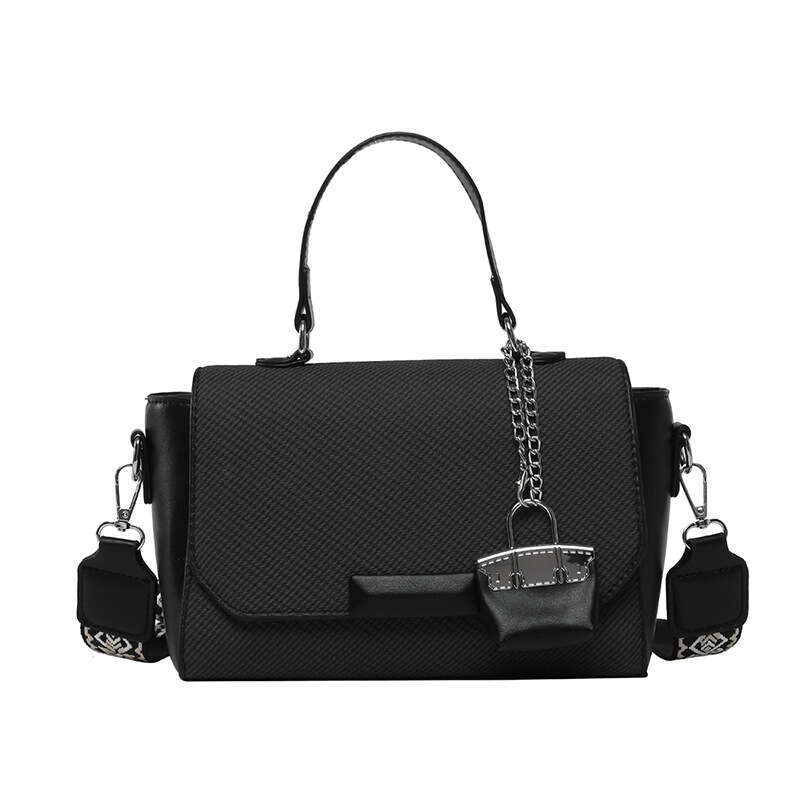 High-end Tote for Women 2025 New Niche Fashion Versatile Commuter Handbag Shoulder Crossbody Bag