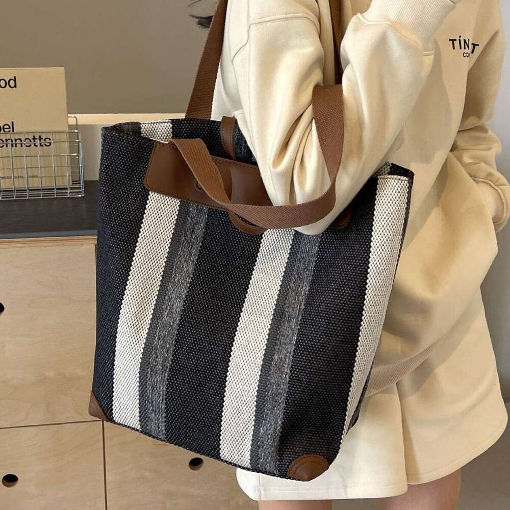 2025 Canvas New Fashion Striped Color-Block Women's Large Capacity Versatile Trendy Ladies' Casual Shoulder Bag