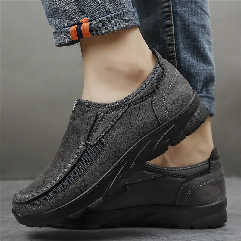 Leather Men Casual Shoes Lightweight Man Loafers Breathable Walking Running Shoes Fashion Slip on Comfortable Male Driving Shoes 250605