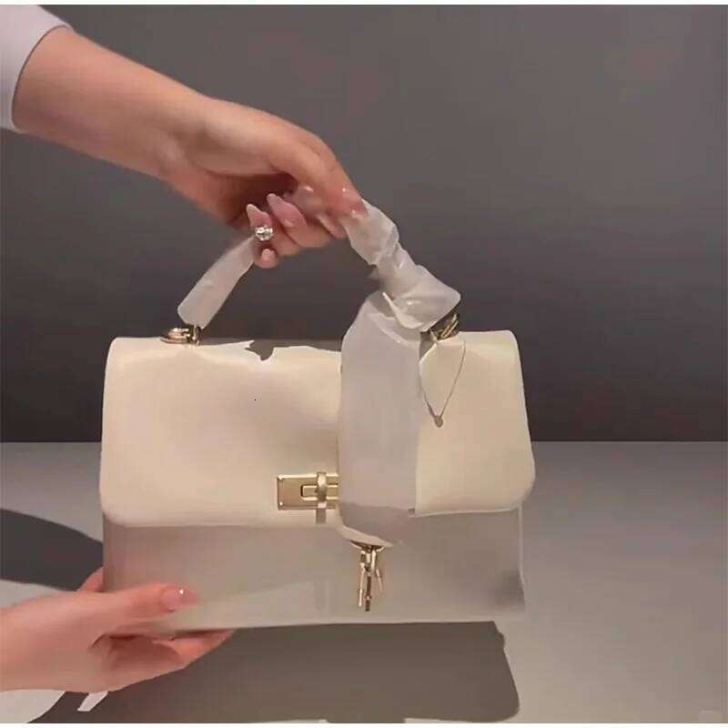 Brand Design Crossbody Messenger Women's Sweet Style Pink Small Square Bag New Fashionable All-Match Lock Handbag 2025/06/07