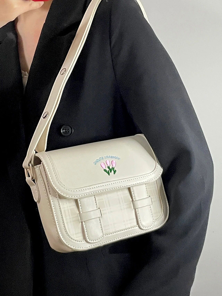 designer Girls' Academy Style Cute Cambridge Bag Tofu Bag Student Casual Versatile High-end Crossbody Bag Shoulder Underarm Bag