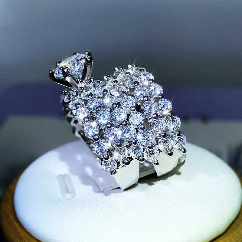 Best Selling New Gypsophila Micro-Inlaid White Zircon Ring 925 Sterling Silver European And American Exaggerated Banquet Party XJ250606