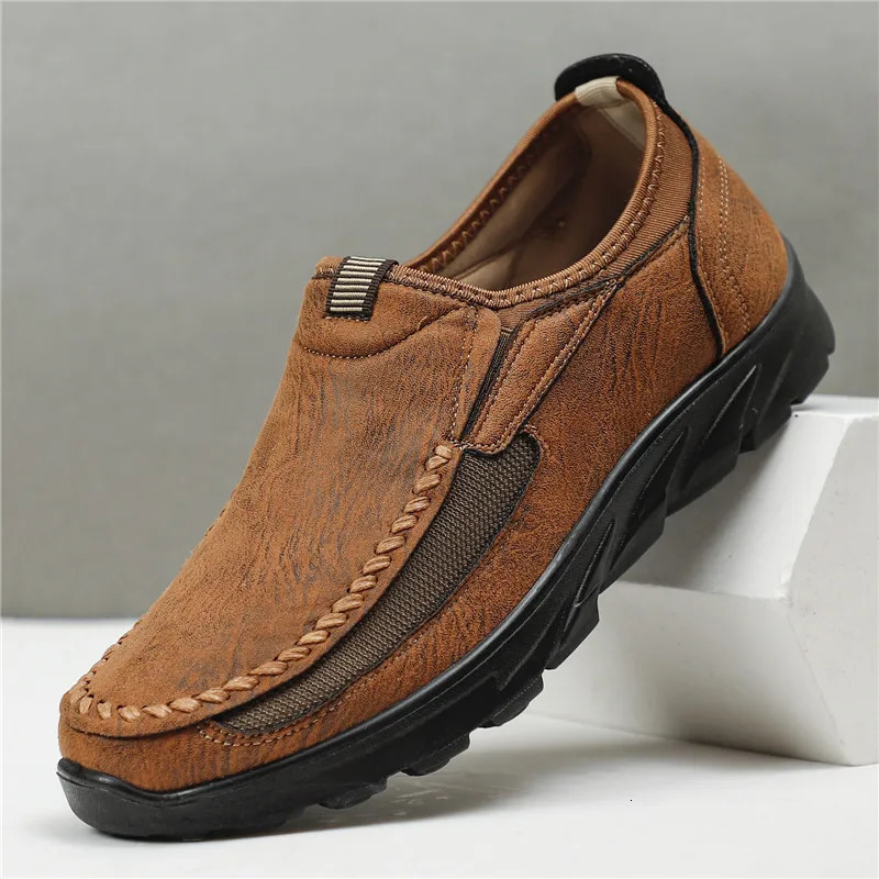 Leather Men Casual Shoes Lightweight Man Loafers Breathable Walking Running Shoes Fashion Slip on Comfortable Male Driving Shoes 250605