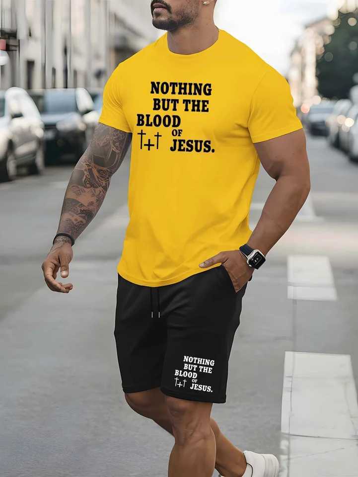 The 2025 summer new mens suit features 3D printed patterns casual and comfortable round neck short sleeves and shorts.It is W250609