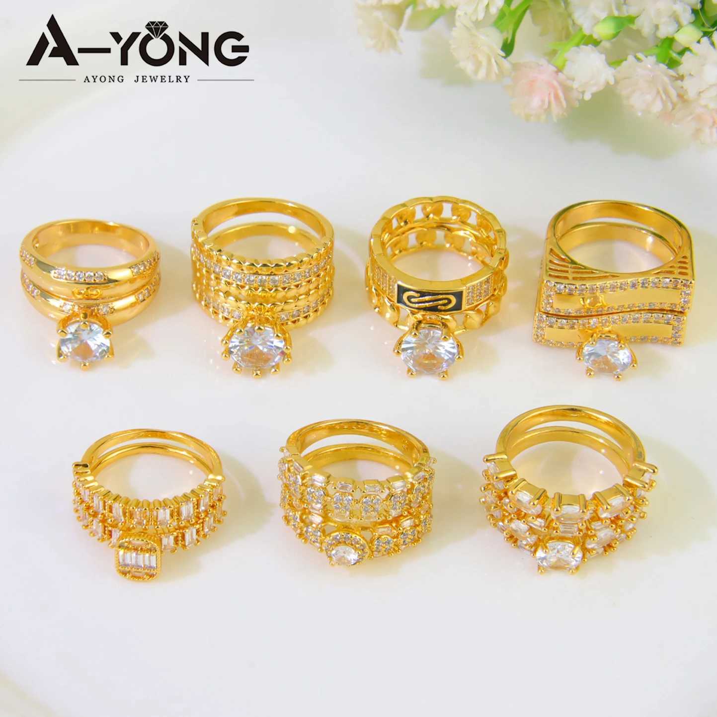 Luxury Dubai Gold Color Couples Rings 21k Gold Plated Elegant Italian Cocktail Ring Saudi Women Wedding Party Jewelry Gifts W250606