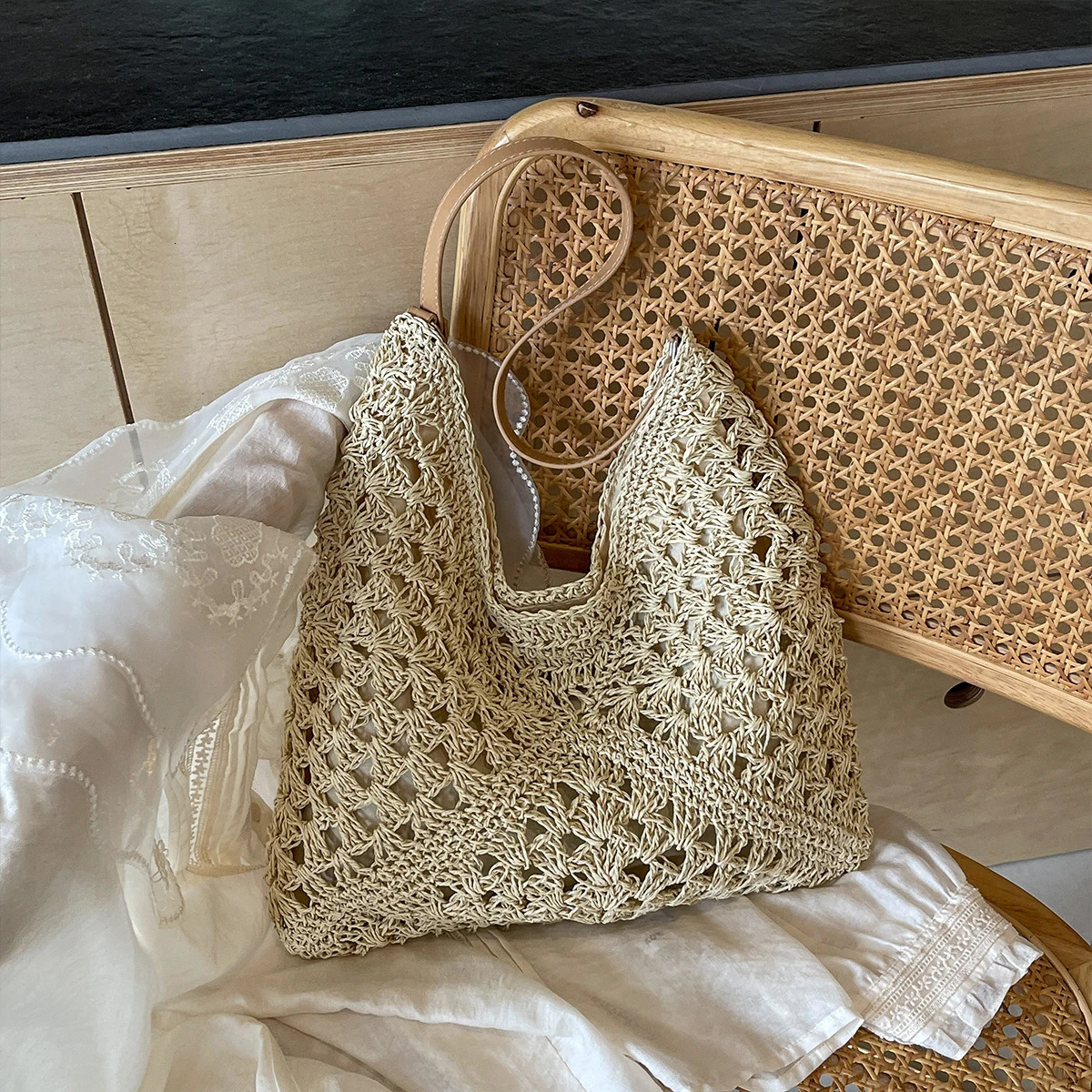 Bohemian Style Straw Bag Raffia Woven Seaside Shoulder Diagonal Handmade Female Summer Vacation Beach Bag 250605