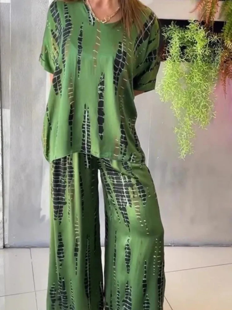 Summer Casual Vintage Printed V-neck Short Sleeve top Wide Leg Pants Suit Women Fashion Two Piece Set Comfortable Outfits 250605