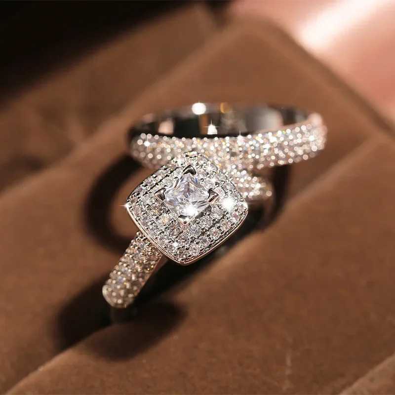 Full of Diamond Micro-inlaid Couple Princess Square Diamond Ring European and American Fashion Luxury Engagement Ring for Women XJ250606