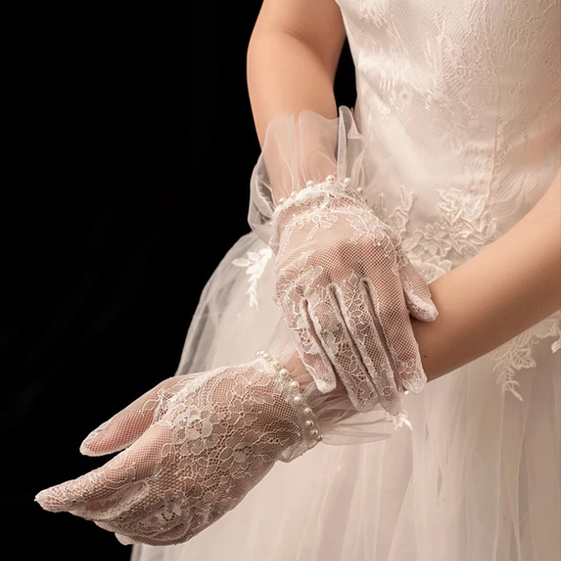 Korean Style Sexy Transparent White Lace Pearl Mesh Tulle Glove Women Bride Wedding Dress Delicate Short Glove Party Accessory 250603