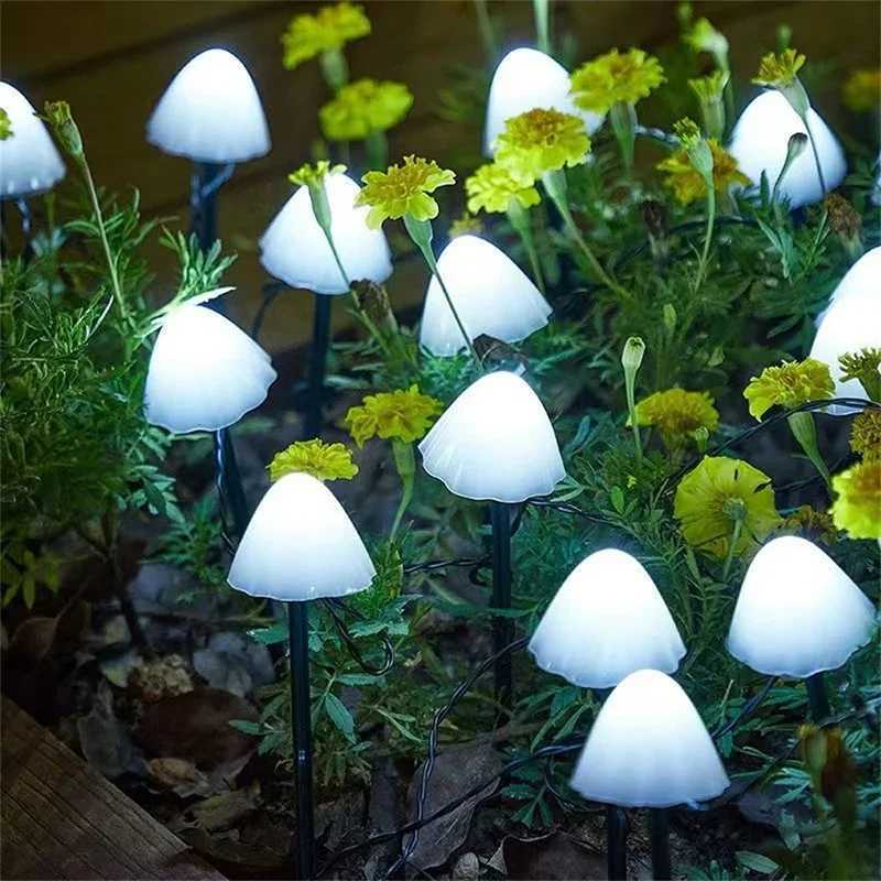 New Outdoor Solar Mushroom LED Lantern Eight Modes Night Lights Courtyard Garden Lawn Floor Lamp Atmosphere Layout Small Lantern W250607