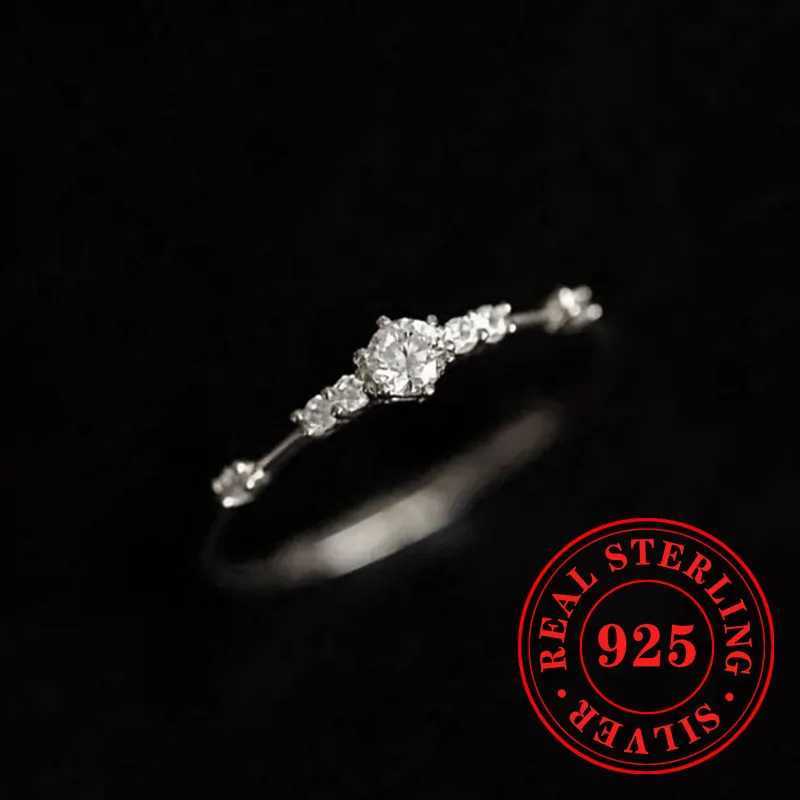Huitan Classic Shiny CZ Rings Female 925 Sterling Silver Gorgeous Simple Stylish Accessories Exquisite Wedding Bridal Jewelry XJ250606