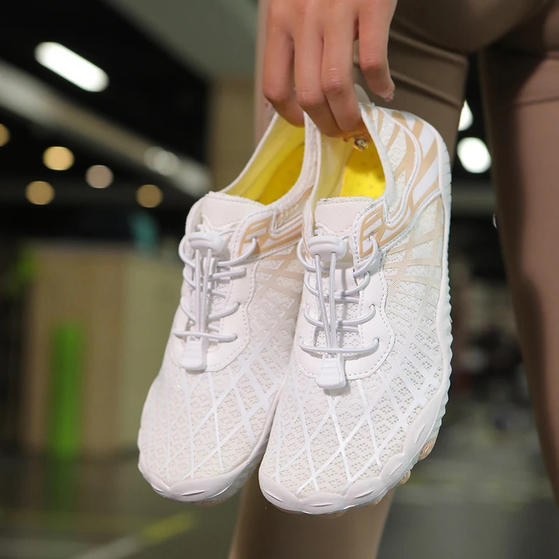 Water Shoes Men Quick Drying Swim Beach Aqua Shoes for Water Sport Diving Hiking Sailing Travel 250605