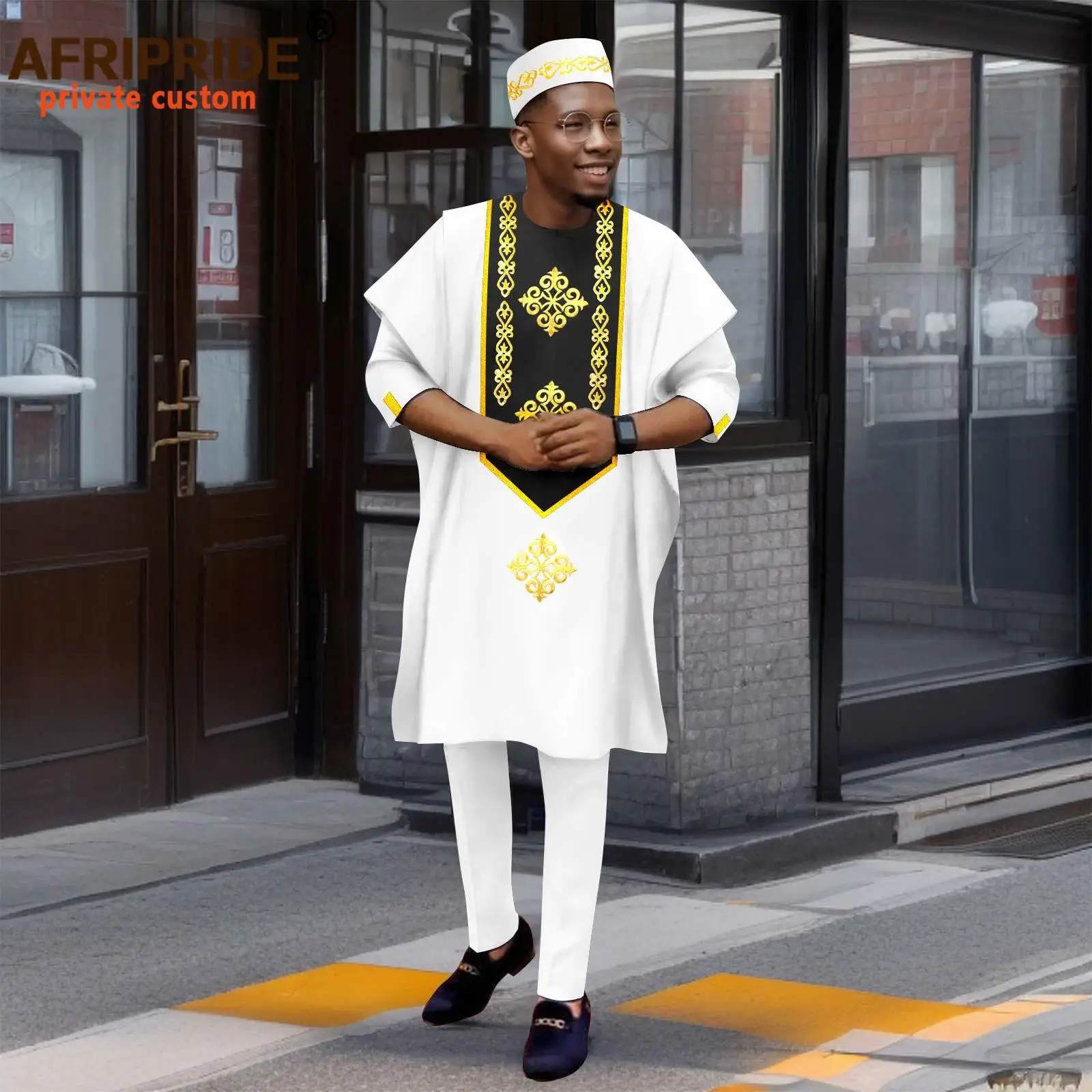 African Traditional Clothing for Men Embroidery Agbada Robe Short Sleeve Shirts Pants Hats 4 Piece Set Dashiki Kaftan2516002 250603