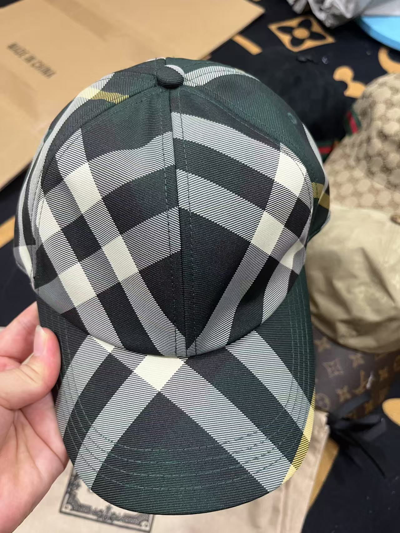 2023 Sun hat Ball Caps Graffiti Hat Casual Lettering Galleryes Curved dept Brim Baseball Cap for Men and Women Casual Letters Printing with 20122