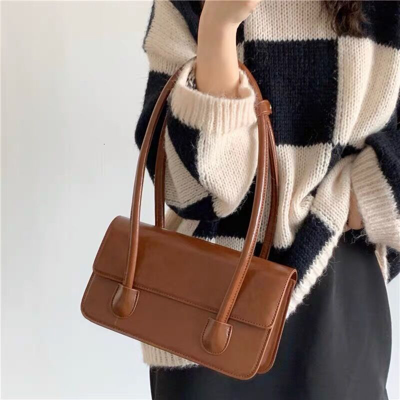 designer Korean Style Single Shoulder Bag for Women 2025 New Versatile Oil Wax Leather Underarm Bag High-Quality Niche Design Handbag