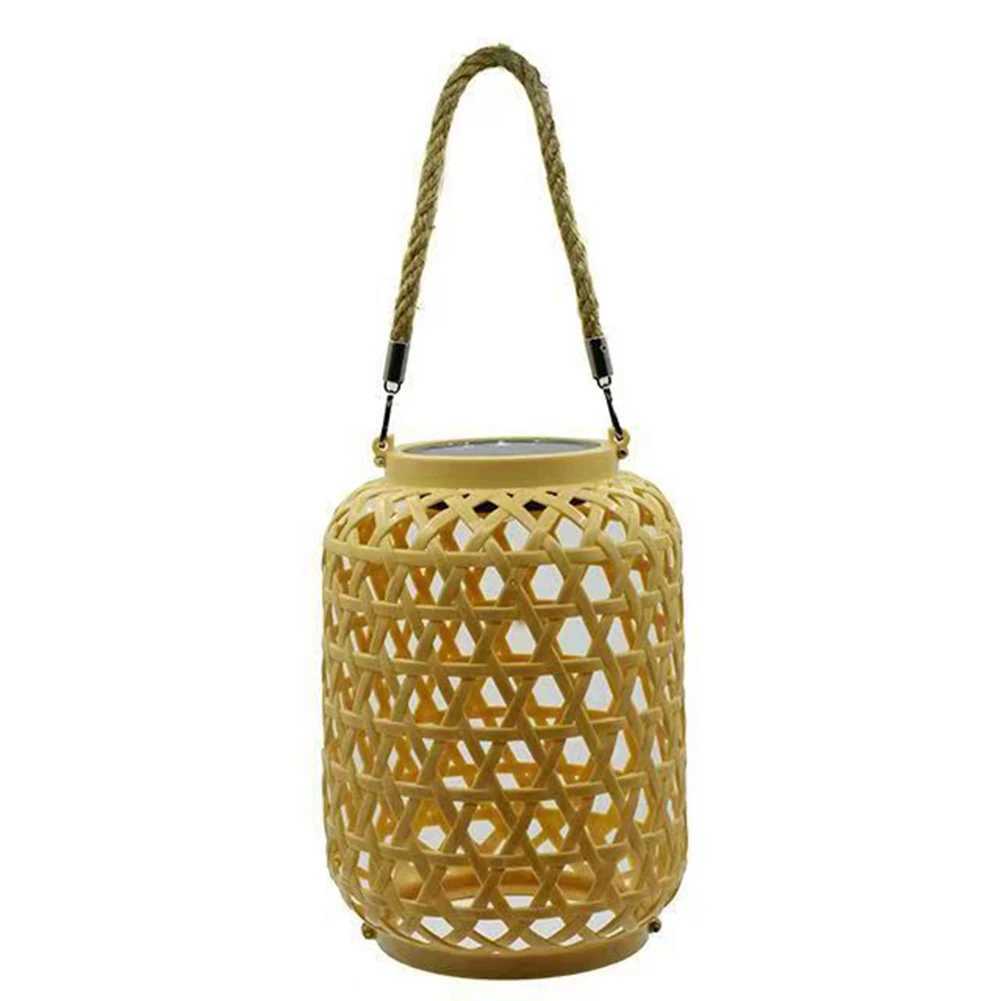 Outdoor Solar Hanging Lantern Solar Rattan Lantern IP55 Waterproof Solar Powered Retro Pendant Light for Yard Patio Lawn PathwayXJ250606