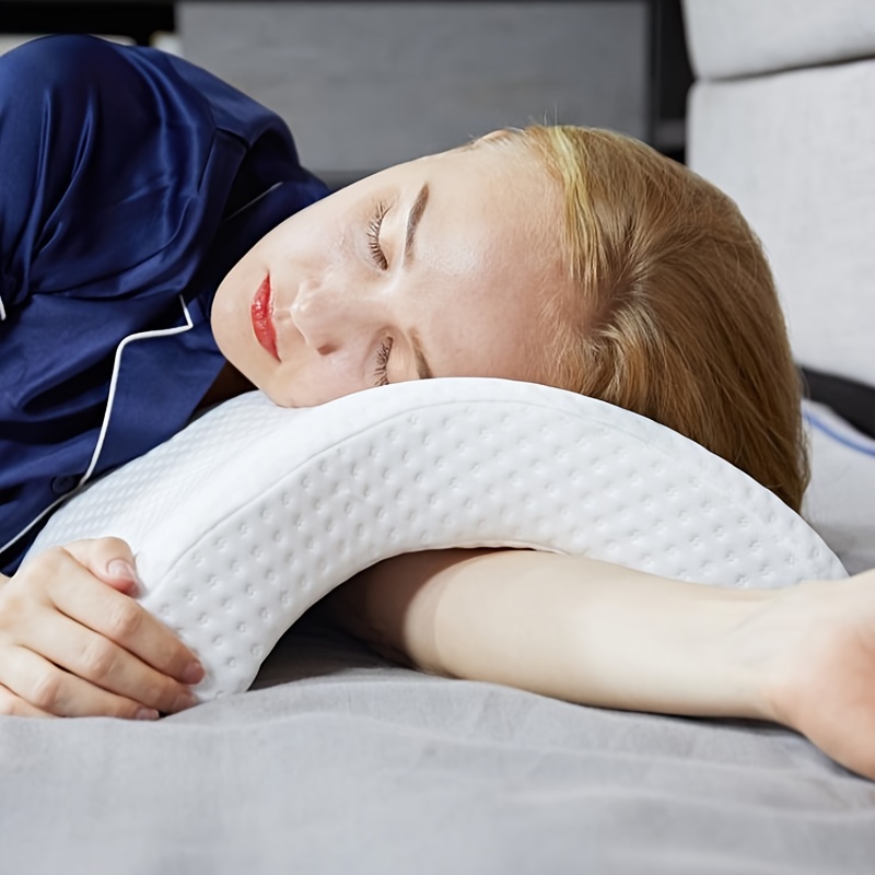 Couple pillow does not press the arm arch anti-hand numbness slow rebound memory cotton pressure pillow U-shaped nap pillow sleep pillow