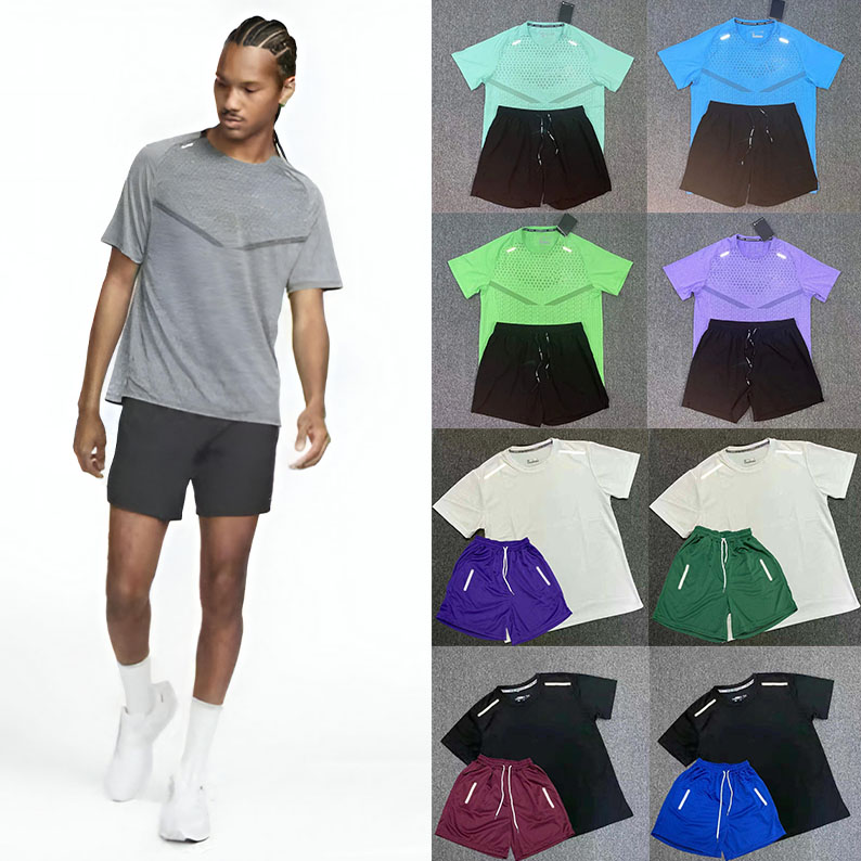 Brand gym designer mens tracksuit men's tech fleece T-shirts set brand prints sweatsuit quick drying breathable summer sports suit t shirt