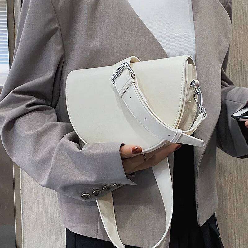 Women Shoulder Fashionable Semi-Circular Saddle PU Leather Retro Diagonal Cross Armpit Bag Popular Handbag Mobile Wallet
