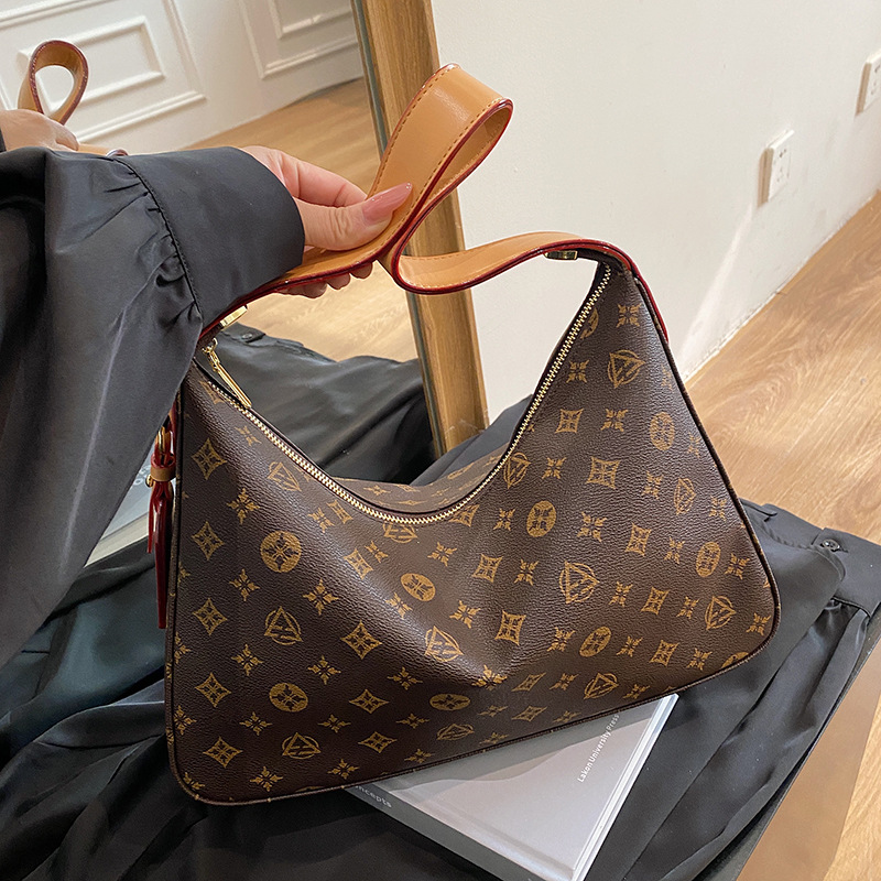 Senior sense bag women's new shoulder bag fashion texture presbyter commuting bag large capacity tote bag 2025s hot