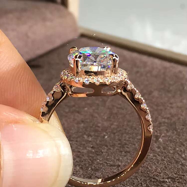 Simple Jewelry 14K Yellow Gold D VVS1 Moissanite Diamond Rings Halo Engagement Ring for Women