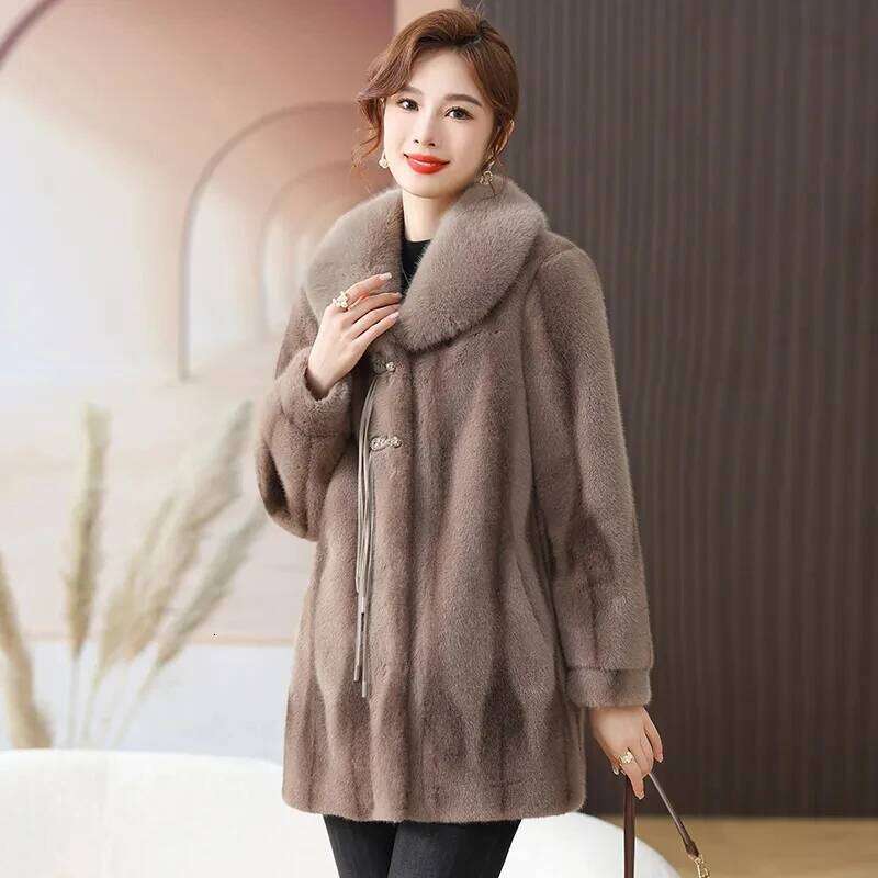 Mink Fleece Coat Women's Winter Noble Thickened Warm Loose High End Rich Lady Long Sleeved Fur One Piece Mom's Clothing