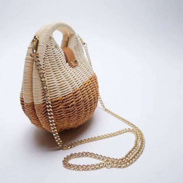 Bohemian Women's Crossbody Bags Summer Straw Beach Bag Round Flap Lock Chain Female Handbags Designer Shopper Purse