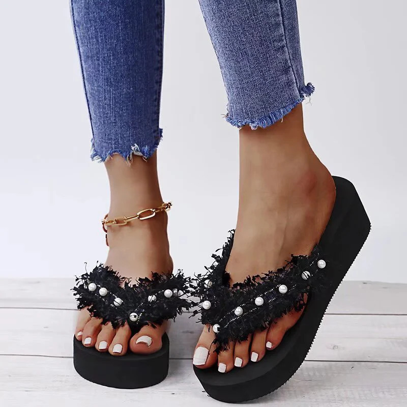 Fashion Pearl Decor Thick Bottom Slippers Women Colorful Sequins Clip Toe Wedge Sandals Female Lightweight Non Slip Slides Mujer 250603
