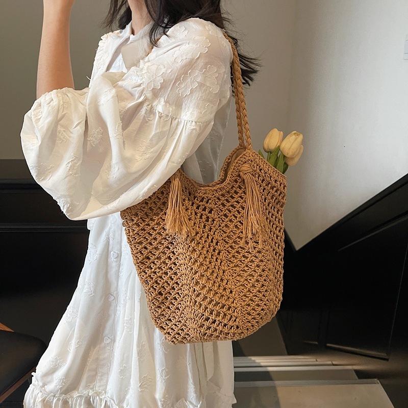 designer Large Capacity Cotton Woven Bag 2025 New Hollow Out Straw Bag Lazy Style Shoulder Bag Vacation Beach Bag Women's Bag