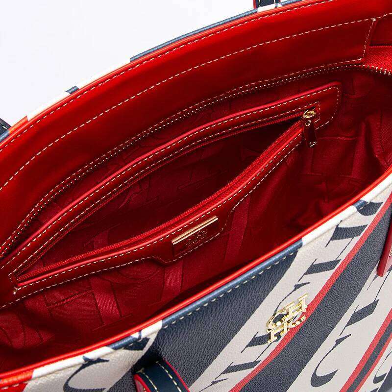 Brand 2024 Women's PVC Bucket Large Capacity Shopping Travel Commuter Tote Fashion New Element Shoulder Bag