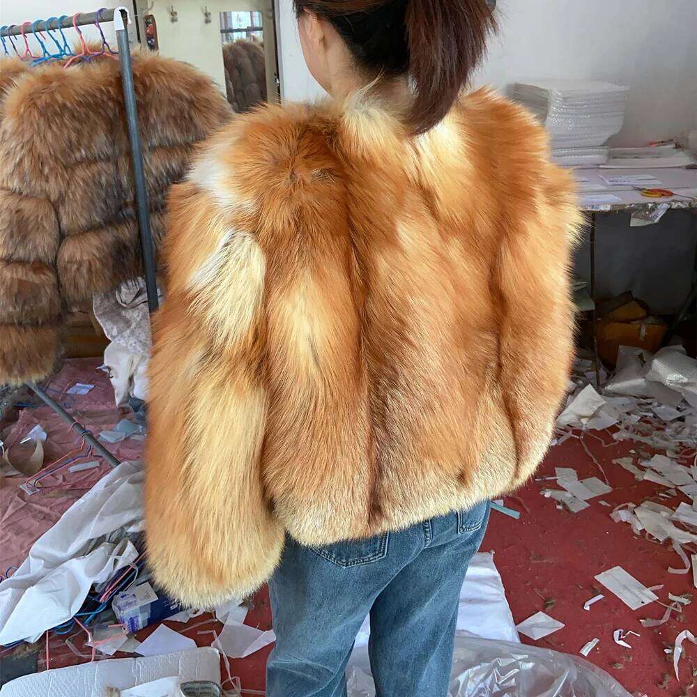 Women's Whole Red Fox Fur Coat European American Style Elegant Tailored Fit Outerwear in Rich Colors Jacket Natural