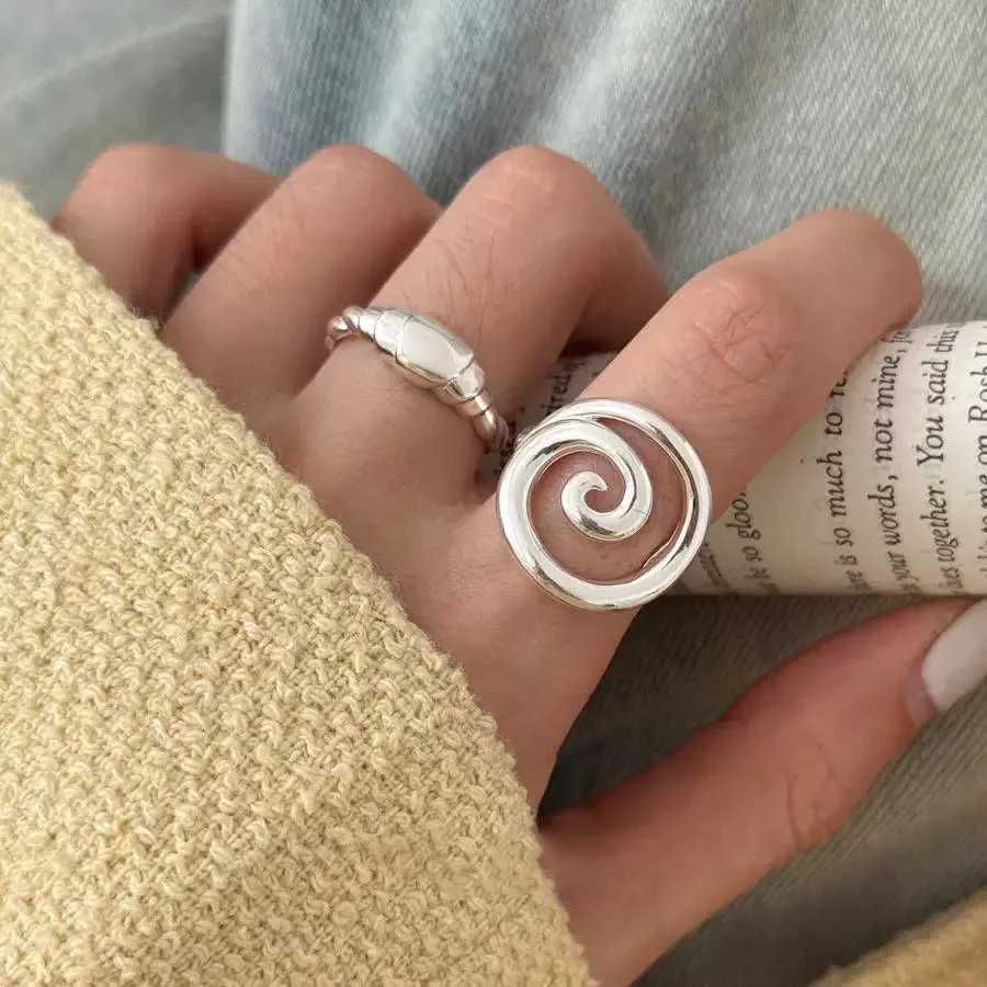 925 Sterling Silver Rings for Women Couple Minimalist Handmade Simple Round Line Ring Party Jewelry Gift Prevent Allergy XJ250606