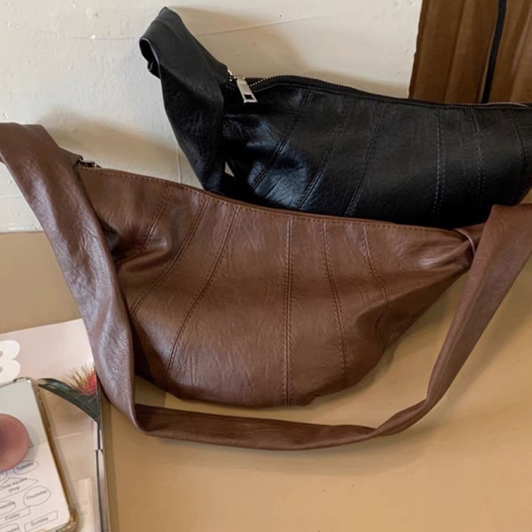 designer Unisex Versatile Casual Large Capacity Crossbody Bag Chest Bag Dumpling Bag Horn-shaped Bag Shoulder Bag Ins Bag Trendy