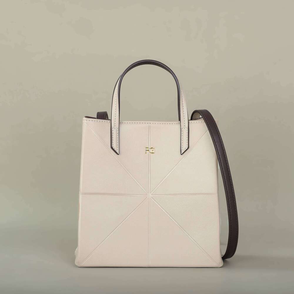 PG Cross Or Single Shoulder Classic Simple Yet Fashionable Foldable Design Women's Handbag