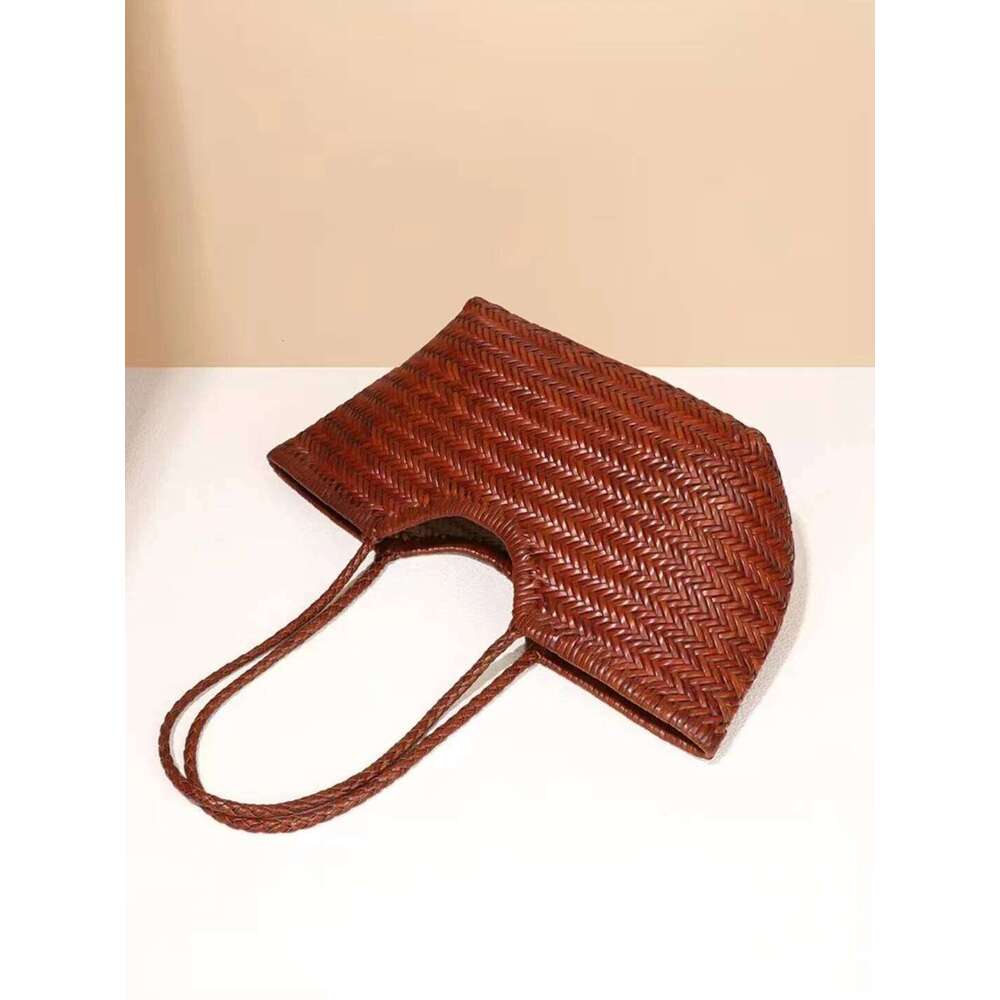 Women's Genuine Leather Woven Vegetable Basket Antique Tote Bag 2025 New High-Quality Versatile Large Capacity