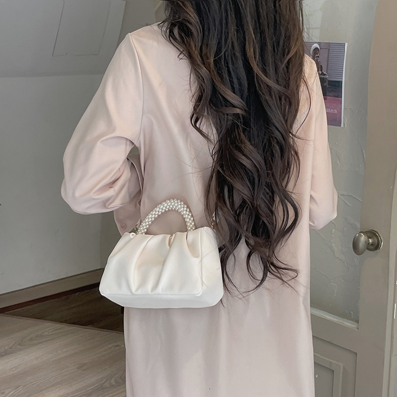 designer Leather Crossbody Small Bag 2025 New High-end Pearl Wood Handle Pleated Cloud Bag Single Shoulder Handbag for Women