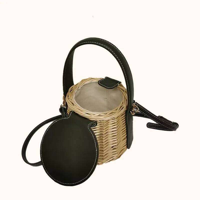 Summer Women's New Straw Weaving Beach Bucket Bohemian Designer Handmade Natural Color Basket Shoulder Bag Rattan Handbag