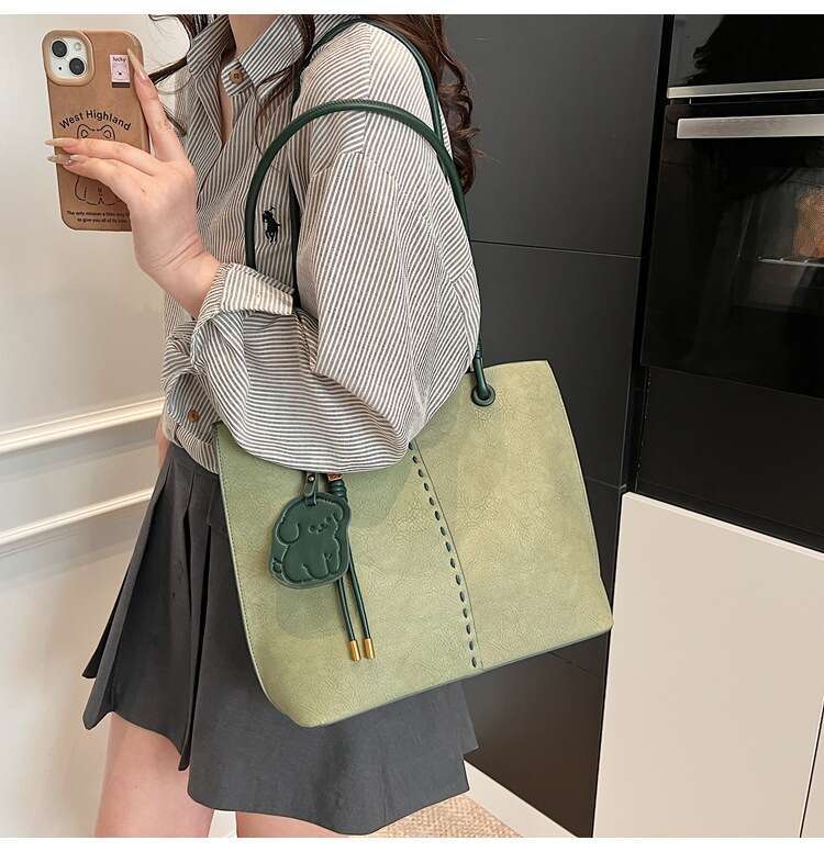 Work Commute Tote for Women, Korean Style Fashion Versatile Large Capacity Underarm Bag, 2025 New Simple Shoulder Bag