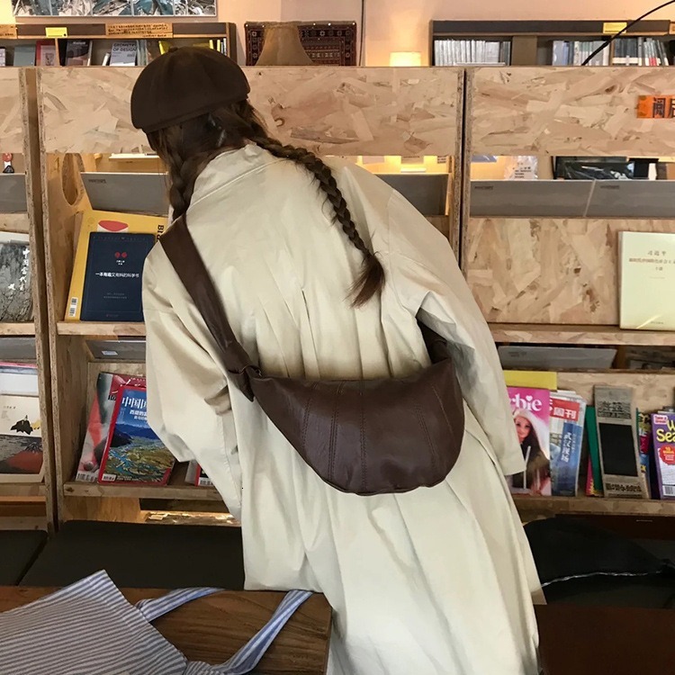 designer Unisex Versatile Casual Large Capacity Crossbody Bag Chest Bag Dumpling Bag Horn-shaped Bag Shoulder Bag Ins Bag Trendy